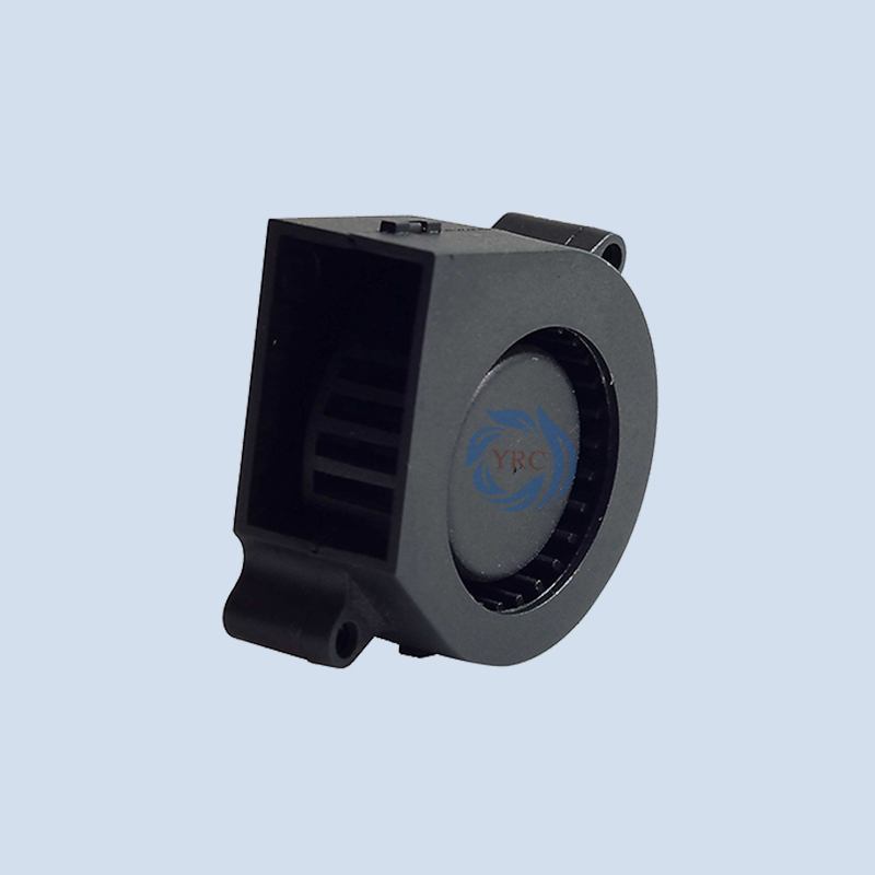 如何根據(jù)散熱風扇應(yīng)用場景選擇合適的散熱風扇罩